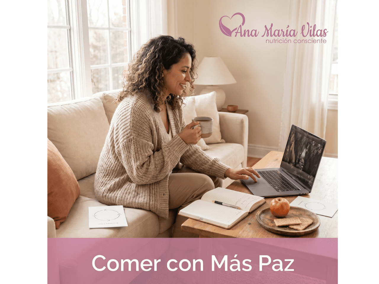 Mujer recibiendo apoyo emocional y nutricional online con Ana María Vilas, representando el paquete Comer con Más Paz.