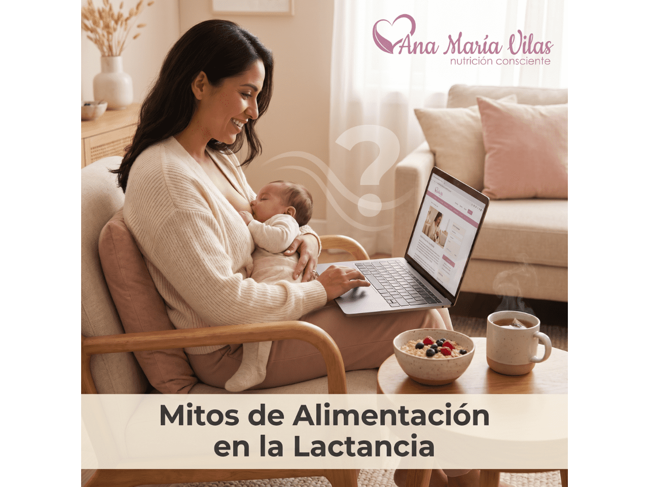 Mamá con su bebé en brazos mirando su laptop, con un alimento neutro al lado y elementos que simbolizan dudas sobre lactancia.